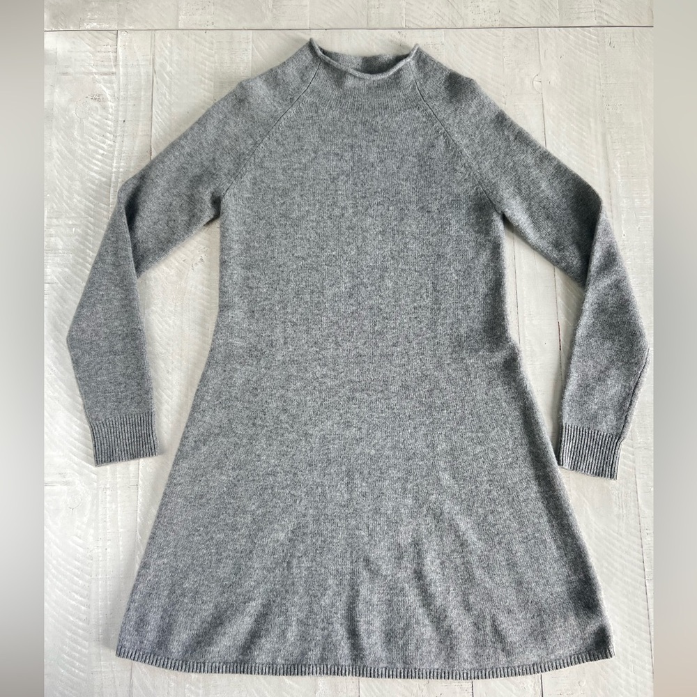 Theory Gray Long-Sleeve Dress